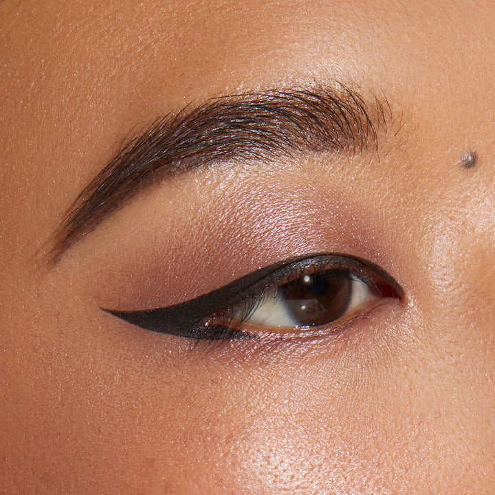 Plum Dandy Classic Shadow Duo