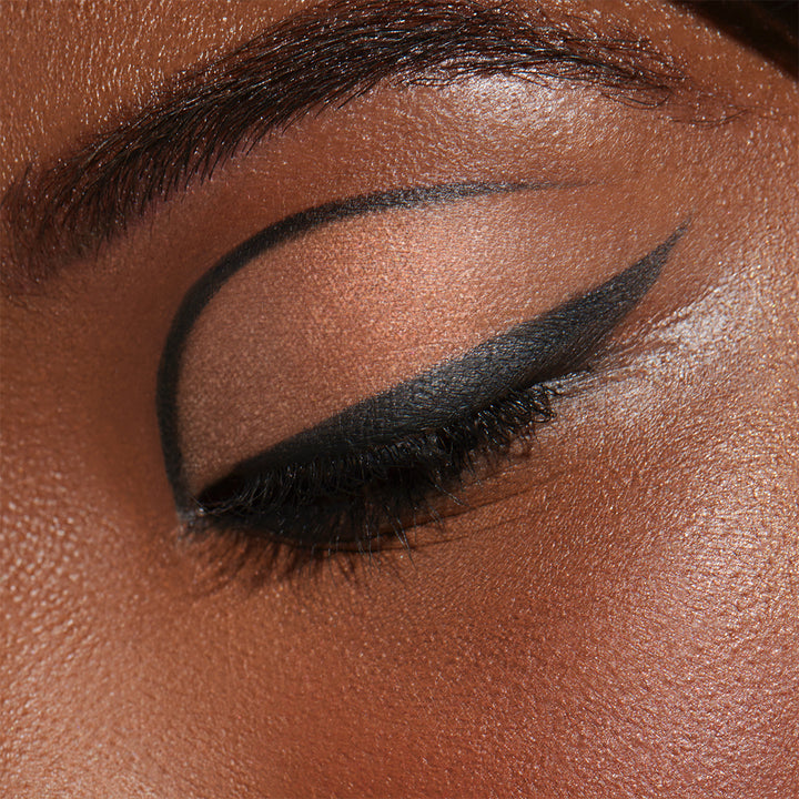 Socialite Brown Classic Shadow Duo
